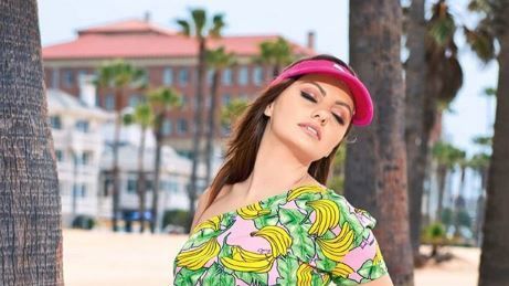 Alexandra Stan, poze incendiare pentru iubitul ei