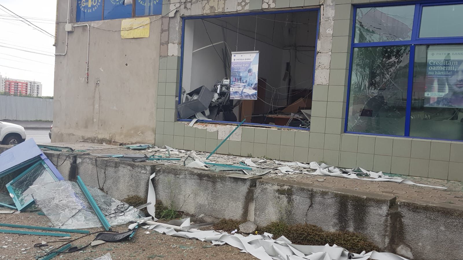 Un nou bancomat aruncat în aer la Arad(Galerie foto)