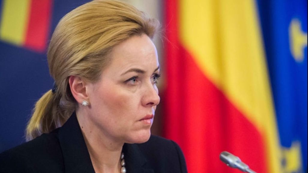 Carmen Dan, răspuns sfidător pentru Iohannis: "Nu stăm în genunchi, nici eu, nici partidul"