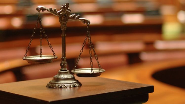 CCR a amânat până după alegeri decizia crucială pe Codurile penale 