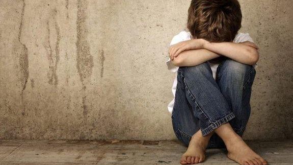 Asistentă maternală, reținută pentru că ar fi violat un copil de 12 ani