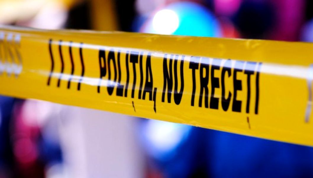 Bărbat găsit MORT pe terasa unui hotel din Iași!