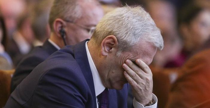 Dragnea a sunat de trei ori un ministru PSD și acesta nu i-a răspuns