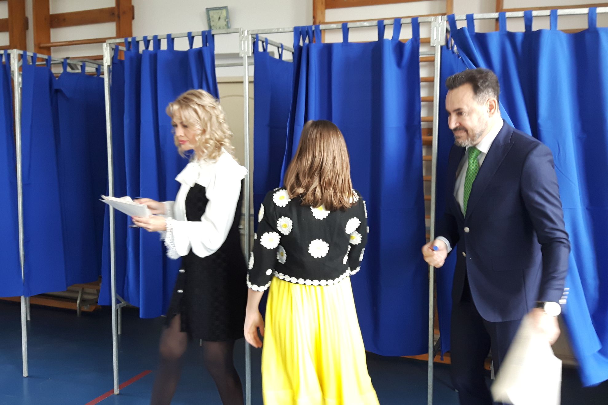  Falcă i-a dat generalului Coldea primăria Aradului
