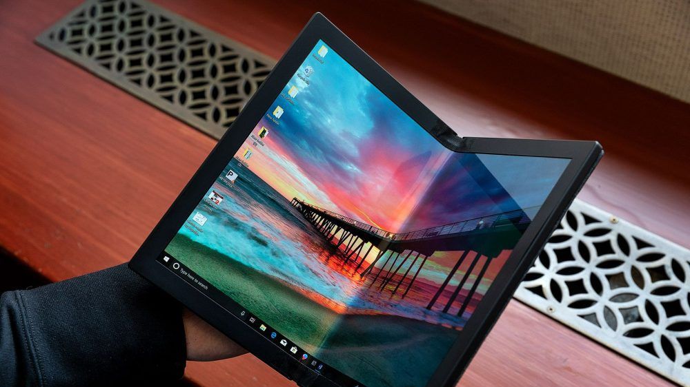 Chinezii care vor să-ți ofere un laptop pliabil: de ce e o adevărată revoluție în tehnologie?