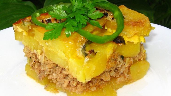 Cea mai bună musaca de cartofi cu carne. Reţeta ştiută de puţini bucătari