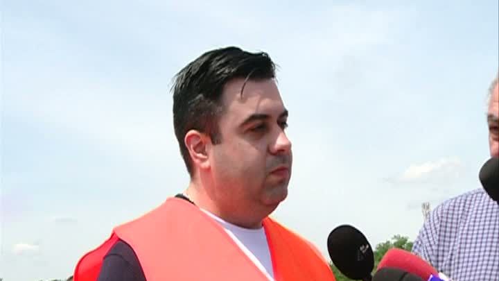 Ministrul Transporturilor, huiduit pe Autostrada A1. Ultimatum pentru directorul CNAIR București