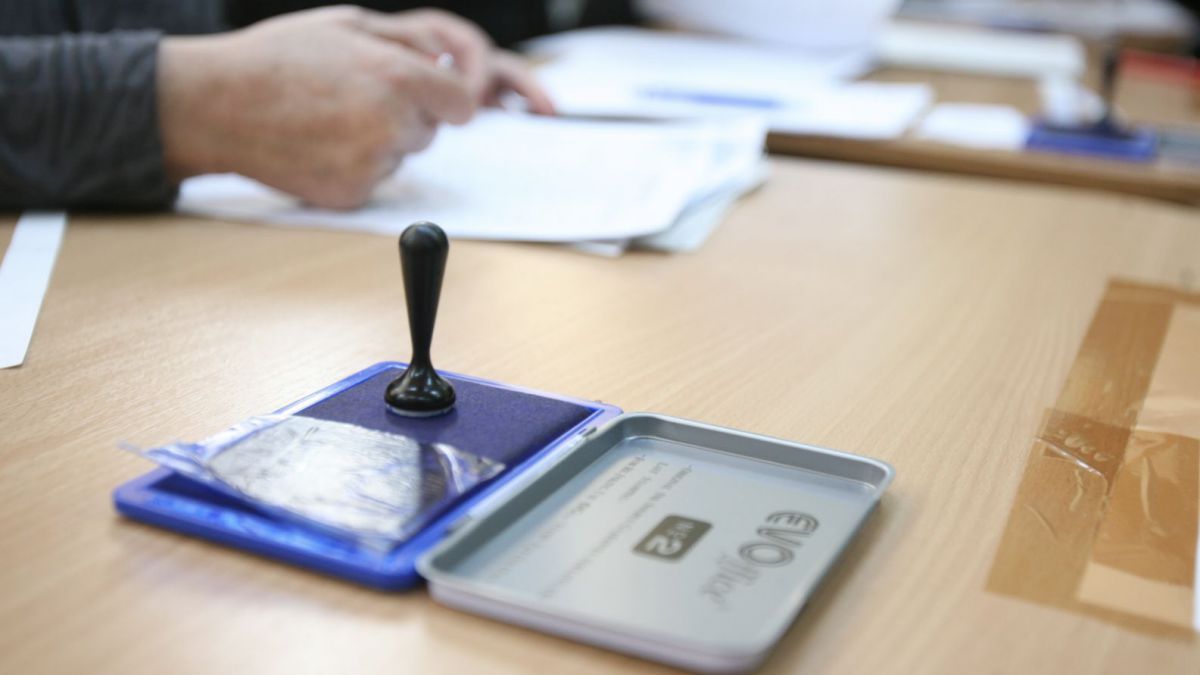 Sondaj: PSD și PNL, la egalitate, USR-PLUS, marea surpriză