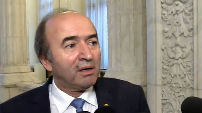 Exclusiv | Augustin Lazăr despre Tudorel Toader: "A plecat pe unde au decis stăpânii lui". Toader i-a dat replica pe Facebook