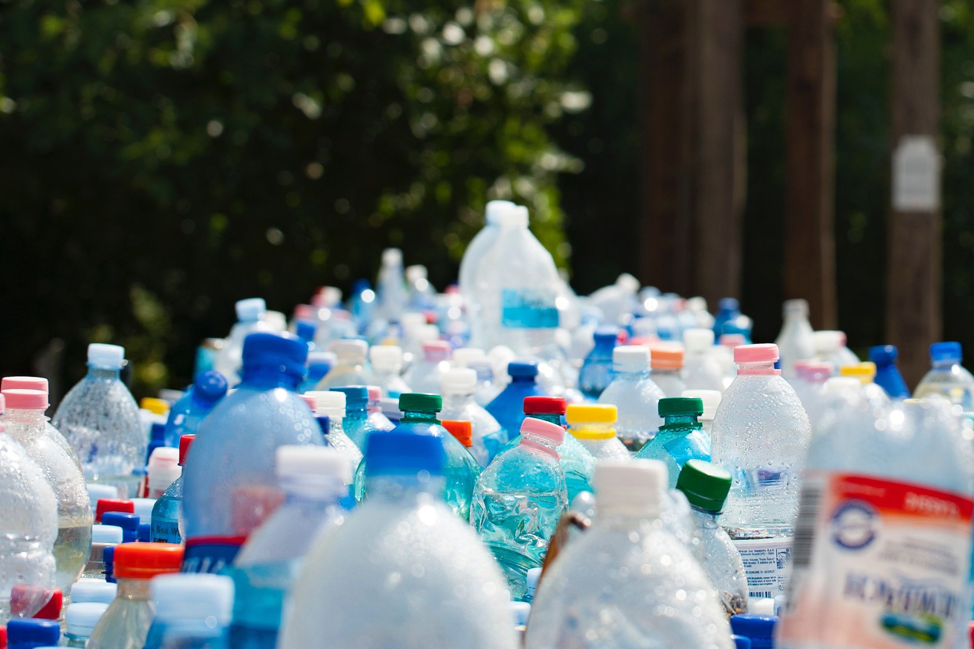 Reciclarea plasticului ne aduce mai multe probleme decât rezolvări