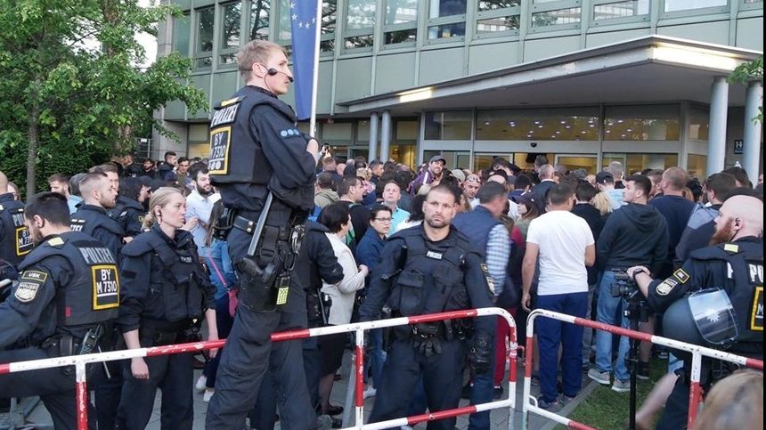 Guvernul drege busuiocul! 900 secții de votare în străinătate, dublu față de europarlamentare