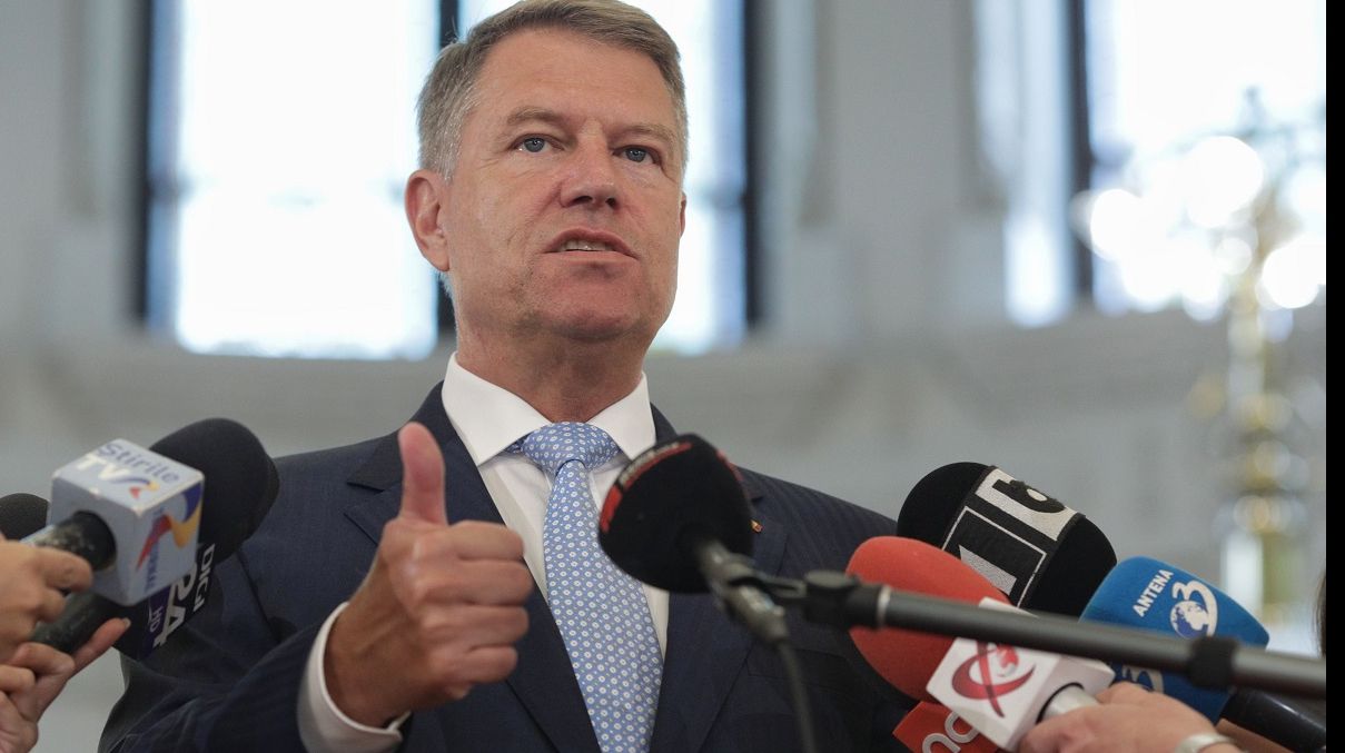 Klaus Iohannis pleacă la Bruxelles