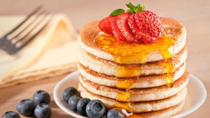 Clătite la sticlă - cea mai rapidă rețetă. Foto/Arhivă