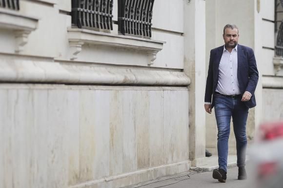 Primăria Slatina l-a dat în judecată pe Darius Vâlcov