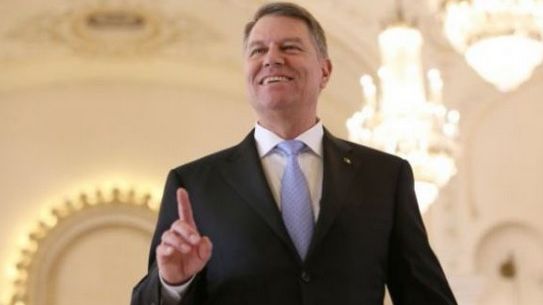 Iohannis înfurie coaliția. Tăriceanu, mesaj usturător: "E frumos să te dai cocoș!"