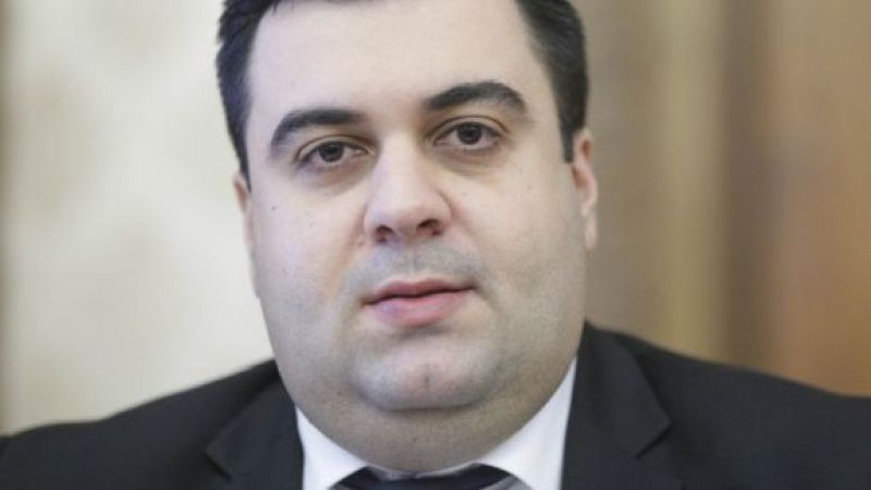 Cuc, atac dur la Tudose: Dacă n-ar fi ticălos, ar rămâne doar cu cel mai slab mandat de premier