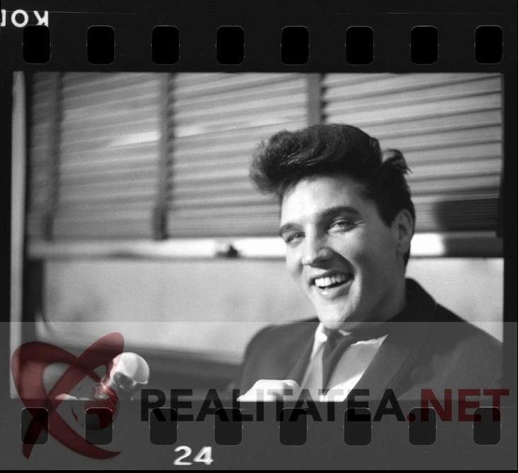 Imagini nemaivăzute cu Elvis Presley, ASCUNSE aproape 60 de ani, făcute publice acum