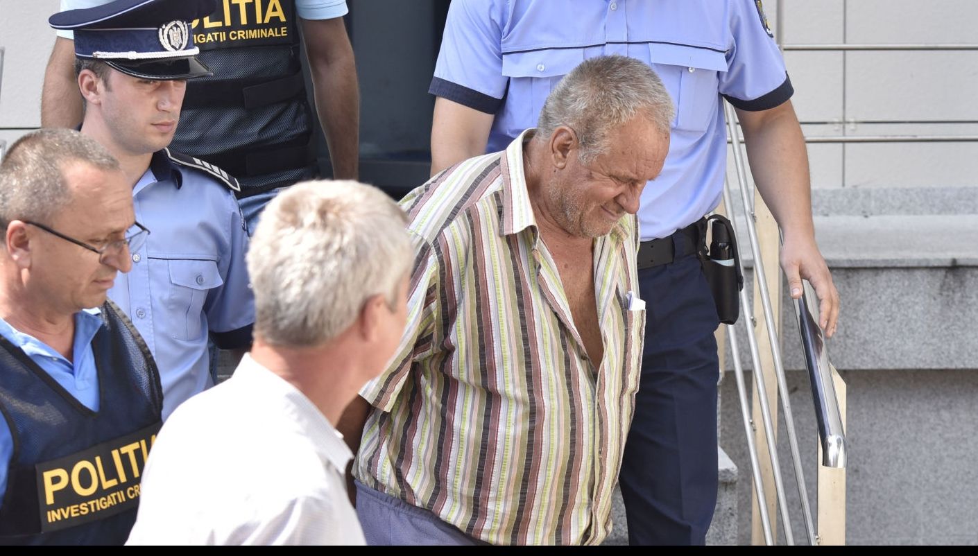 Crima din Caracal. Suspectul, readus la "casa groazei", după ce a primit mandat de arestare
