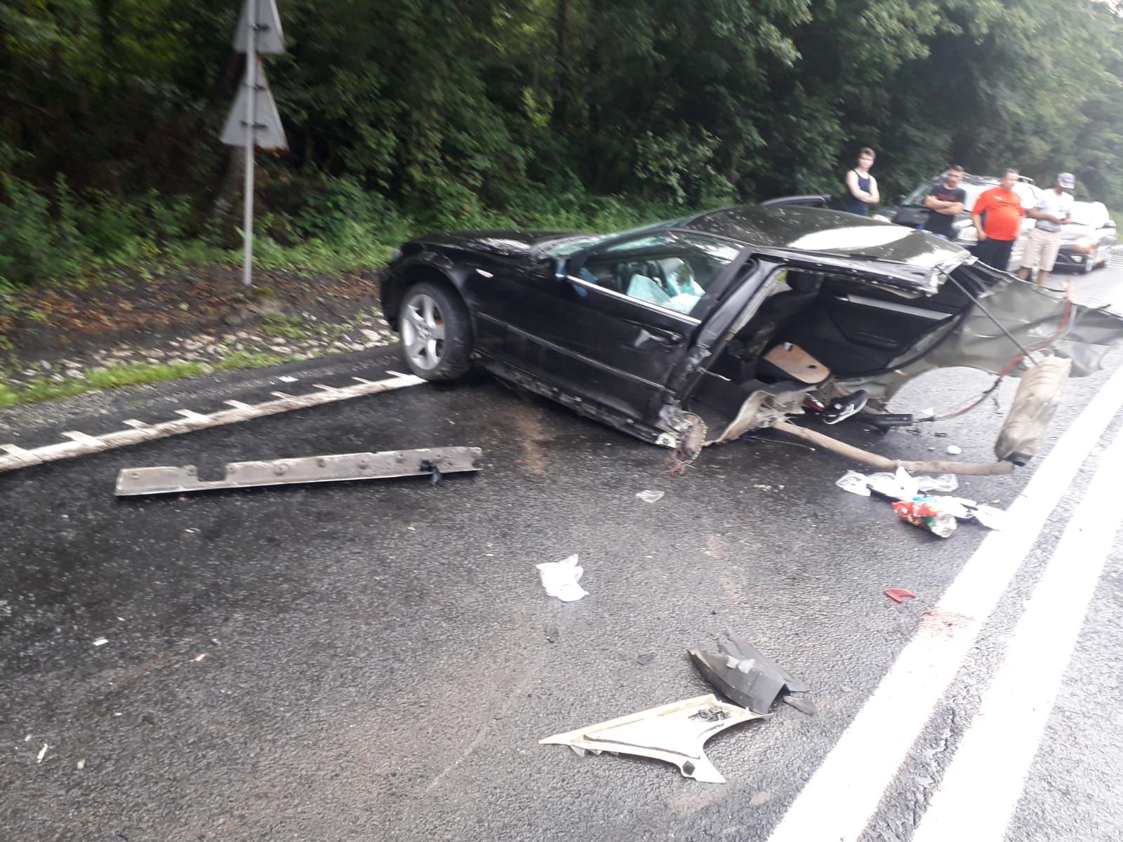 Accident violent în Sibiu. Imagini crunte cu mașinile distruse