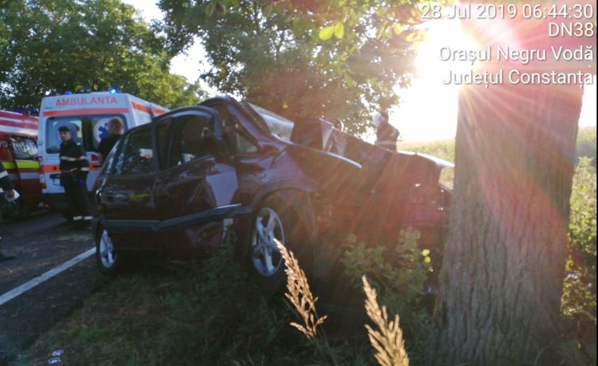 Tragedie pe şosea: un mort şi doi răniţi după un accident în judeţul Constanţa