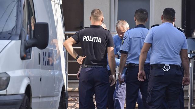Criminalul de la Caracal, în cele mai noi imagini. A fost dus la Curtea de Apel Craiova