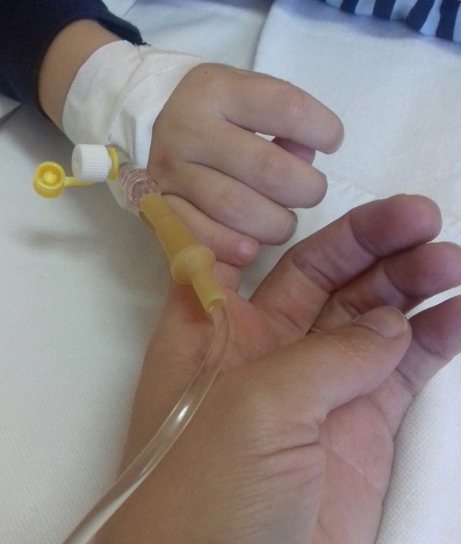 La numai 1 an și 6 luni duce o luptă crâncenă cu maladia secolului