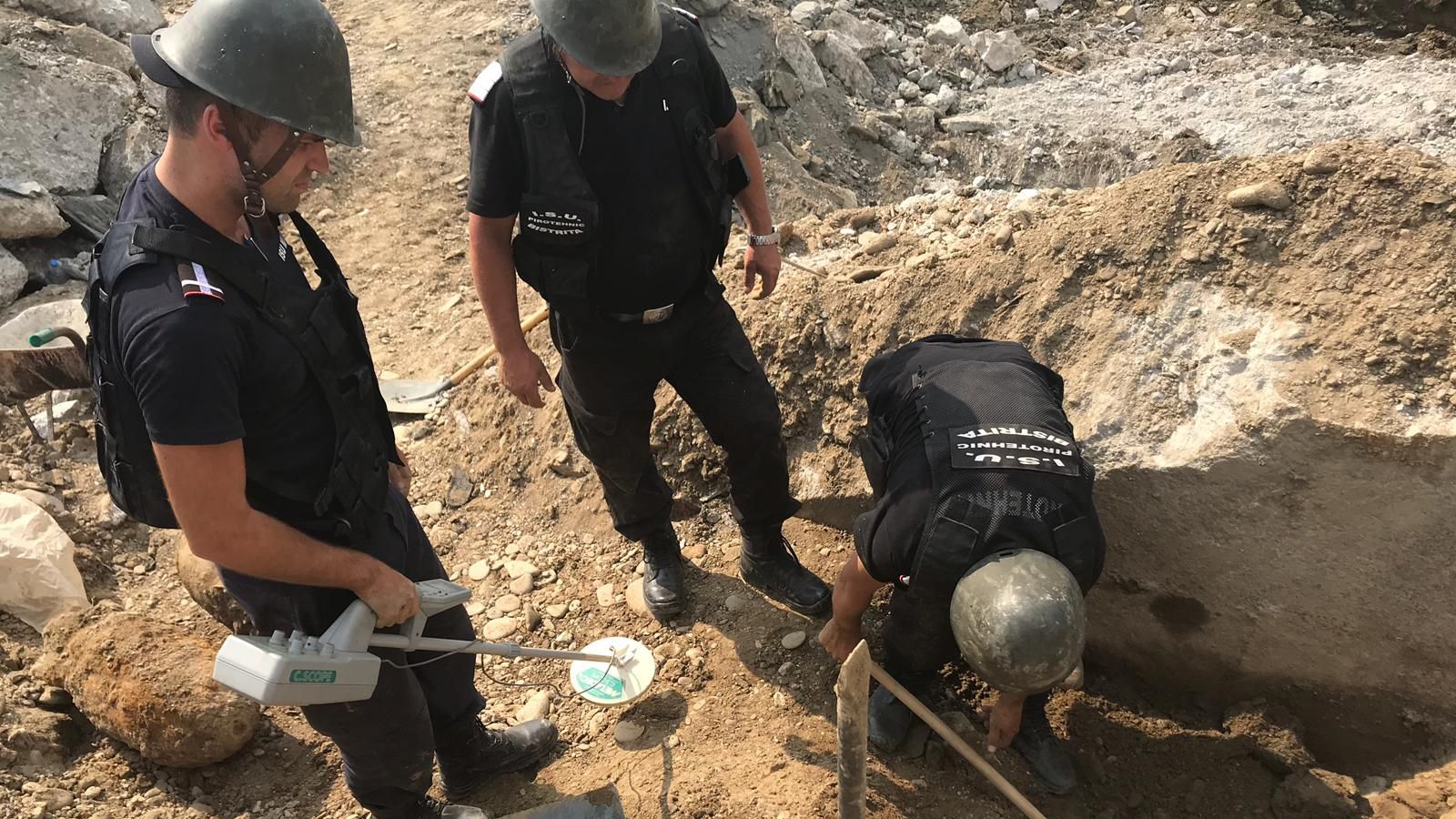 Autoritățile în alertă! Au fost distruse trei bombe de aviație