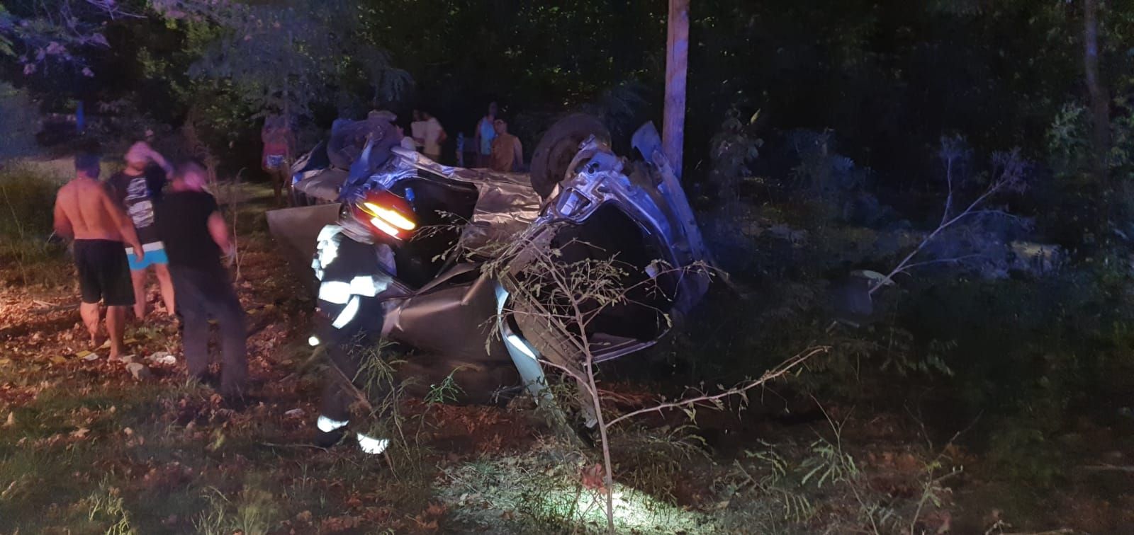 Accident grav pe DN22! O persoană a murit, una este în comă și trei rănite