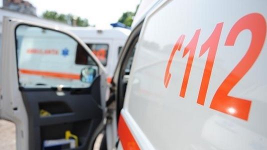 Accident urmat de incendiu, în jud. Brăila. Doi morți, după ce mașina a ars ca o torță