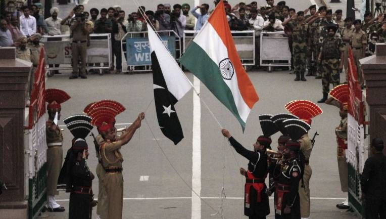 India și Pakistanul, tot mai aproape de război