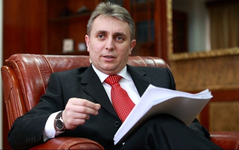 Deputat PNL: ”Incompetența de la transporturi nu mai poate fi tolerată! Afară cu domnul Cuc!”