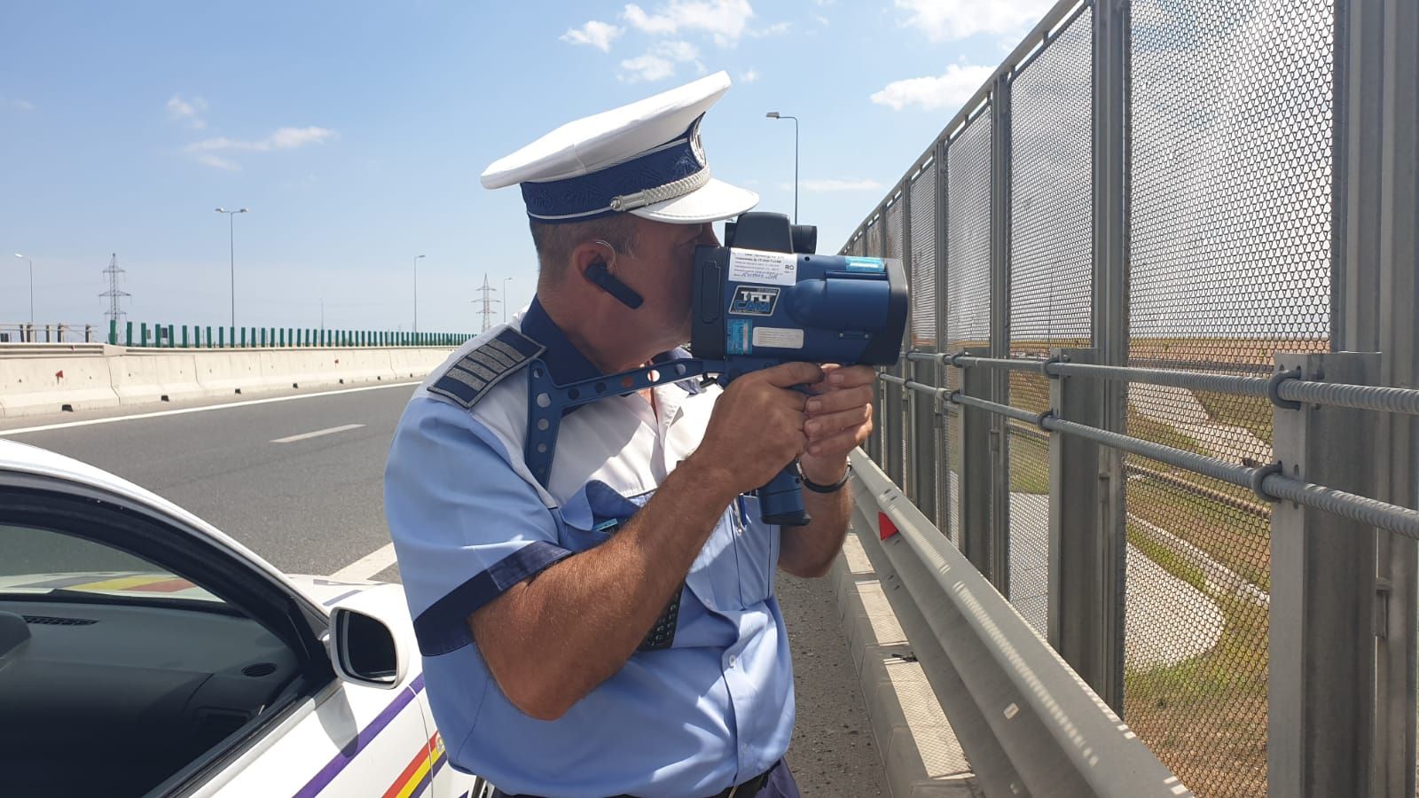 Poliţiştii au lăsat fără permis un număr record de şoferi care mergeau spre şi de la mare