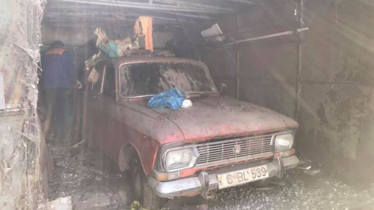 Descoperire fantastică a unor muncitori într-un garaj în care n-a intrat nimeni de 12 ani