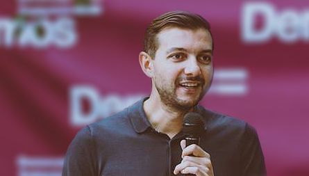 Alt candidat retras din cursa pentru alegerile prezidențiale