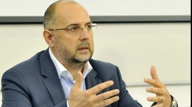 Moțiunea de cenzură, subiect de ceartă între UDMR și Opoziție