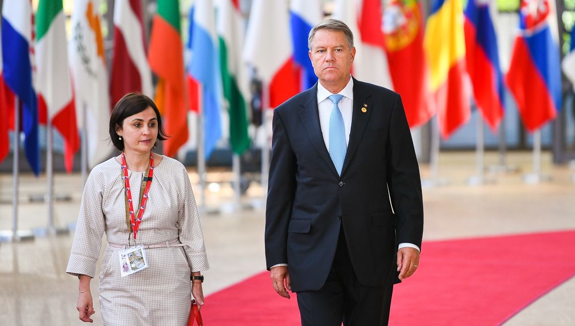 Ambasadoarea României la UE ar fi votat pentru Kovesi, la cererea lui Iohannis, în ciuda lui Dăncilă
