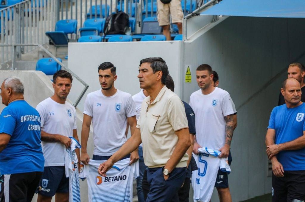 Pițurcă nu va avea gazonul dorit la Craiova!