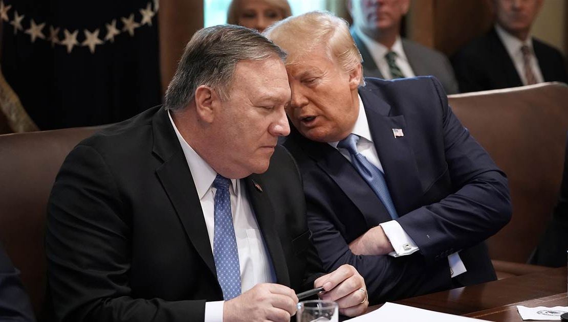 Trump anunță că un număr de militari SUA rămân în Siria pentru a ”proteja petrolul”