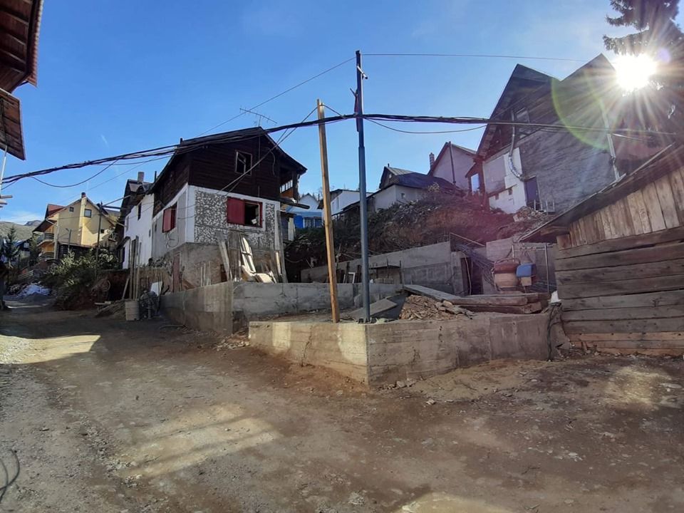 Amendă record pentru o construcție ilegală într-o stațiune montană din Hunedoara