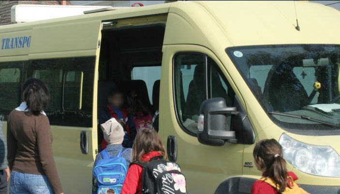 Primar din Ilfov, acuzat de discriminare. Cum a umilit o elevă de 13 ani