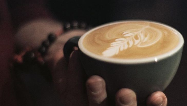 Situație inedită la Cluj! Ai votat, primești cadou o cafea!