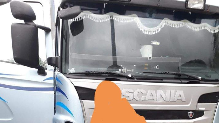 Camion încărcat cu televizoare dat dispărut de proprietar