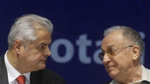 Ion Iliescu și Adrian Năstase, în vizorul Primăriei Iași. Ce vor păți foștii demnitari?