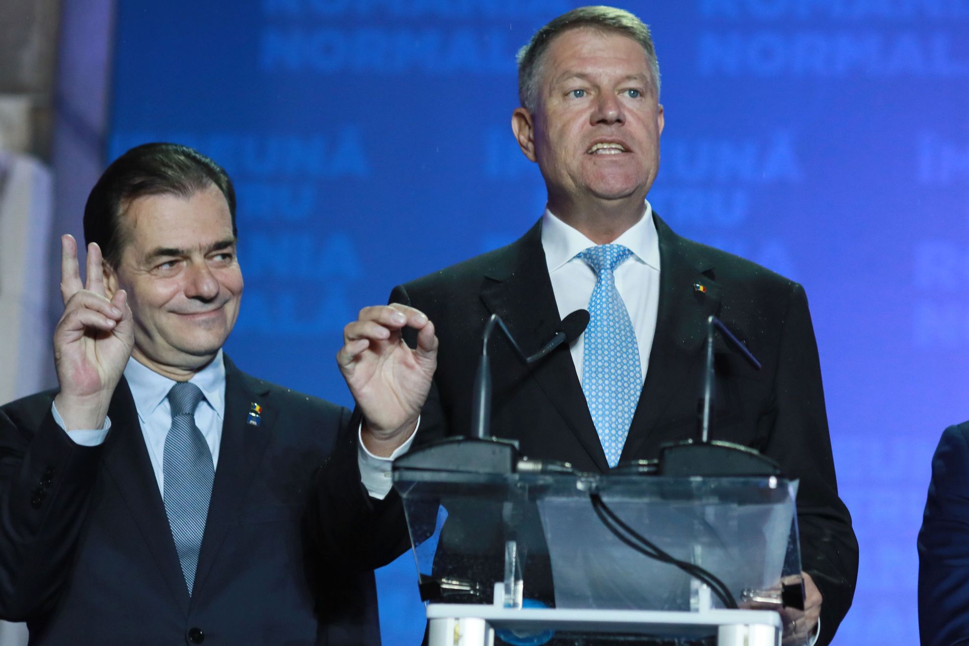 Iohannis, ATAC la Dăncilă: A sprijinit activ mârlăniile PSD! Reprezintă tot ce e mai rău în politică