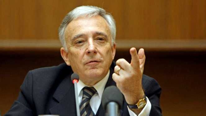 Nu este pentru prima dată când guvernatorul BNR face comparații cu diverse diete