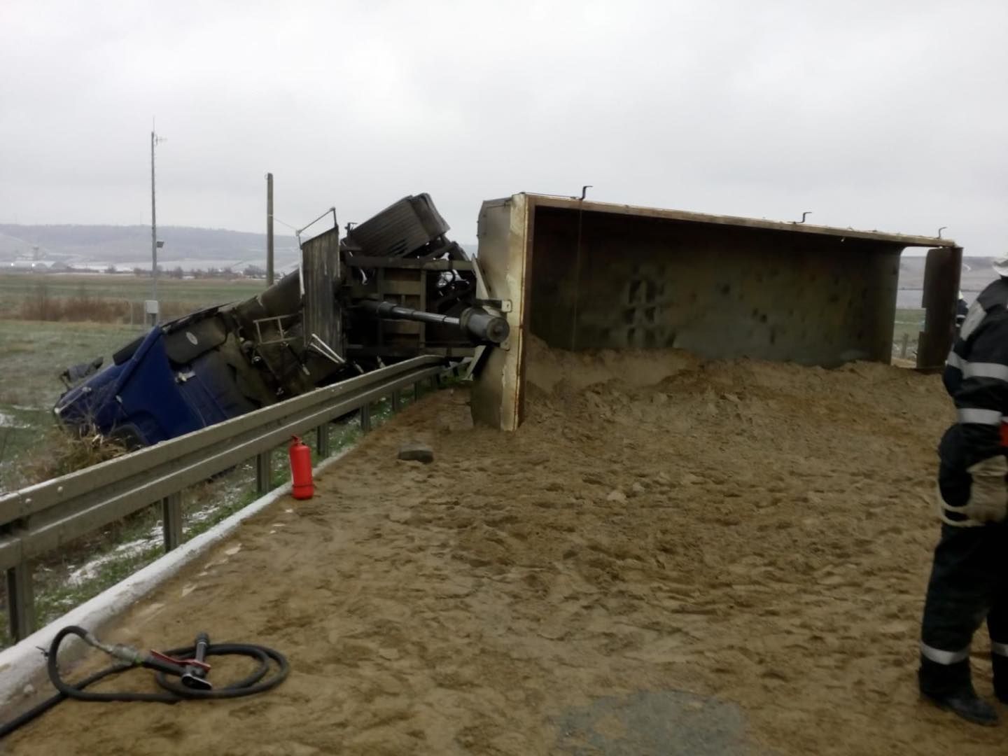 Accident cumplit în Vaslui. Circulația este blocată 