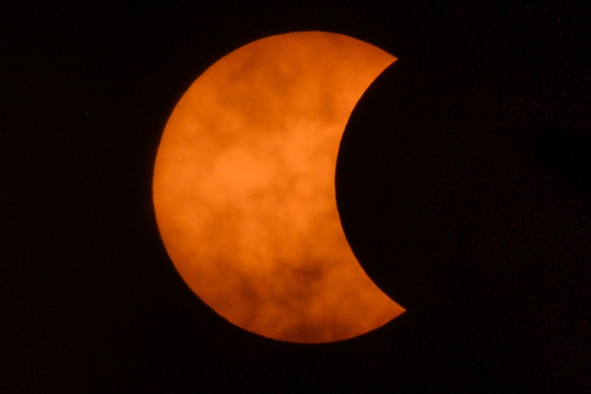 Luna Roșie este un fenomen astronomic impresionant