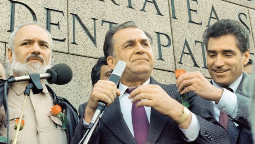 Ion Iliescu și Petre Roman/ Arhivă foto