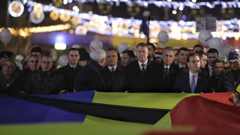 Klaus Iohannis, la marșul Revoluției: Sunt primul președinte care nu a fost comunist