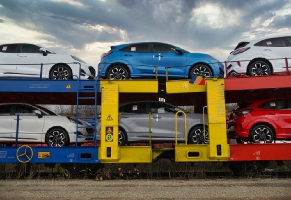 Primele 300 de mașini Ford Puma pleacă de la Craiova spre Europa